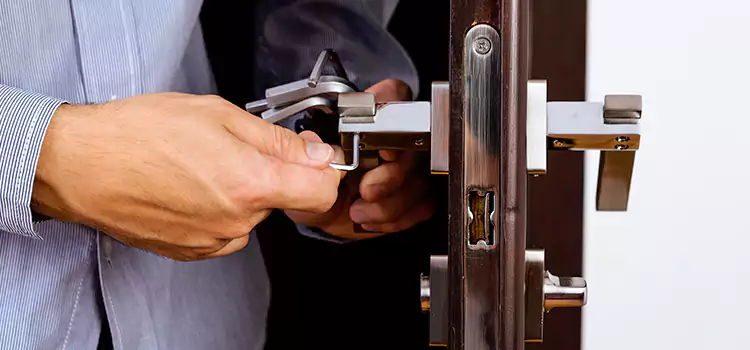 Commercial Door Lock Repair Forest Hills