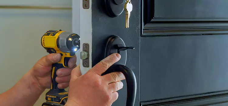Commercial Door Lock Installation Forest Hills
