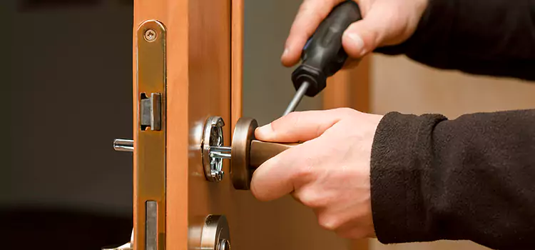 Semi Truck Locksmith Forest Hills