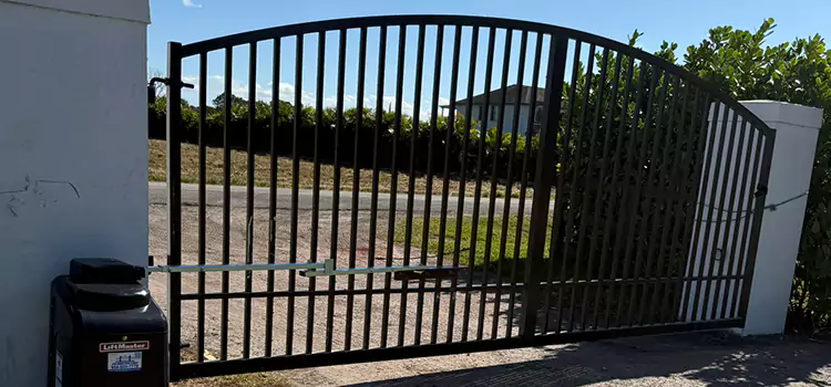 Driveway Fence Repair Forest Hills